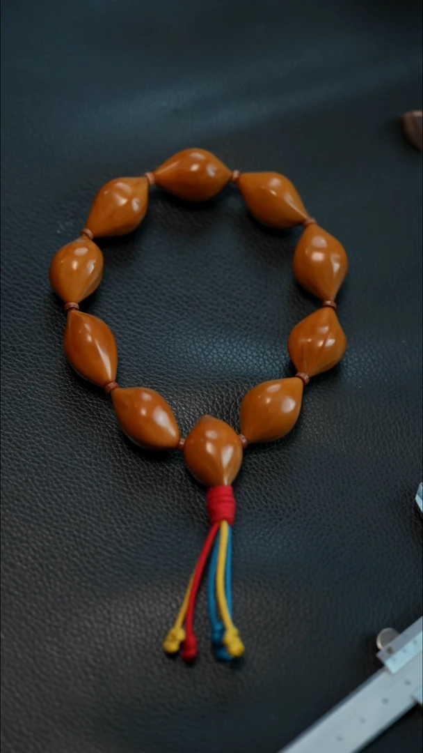 手串/手链橄榄核水晶 龙珠