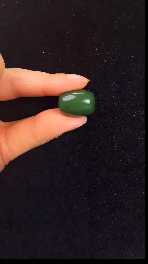 颈饰未镶嵌和田玉（碧玉）福利碧玉珠子