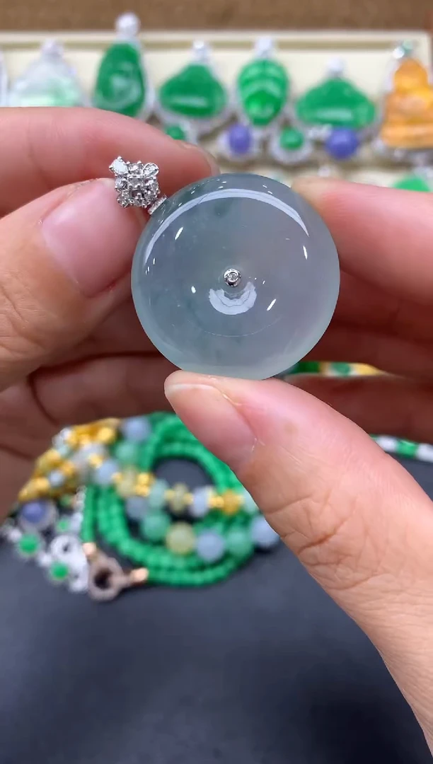 【闪购商品】翡翠颈饰18K金镶嵌466-中国好珍宝