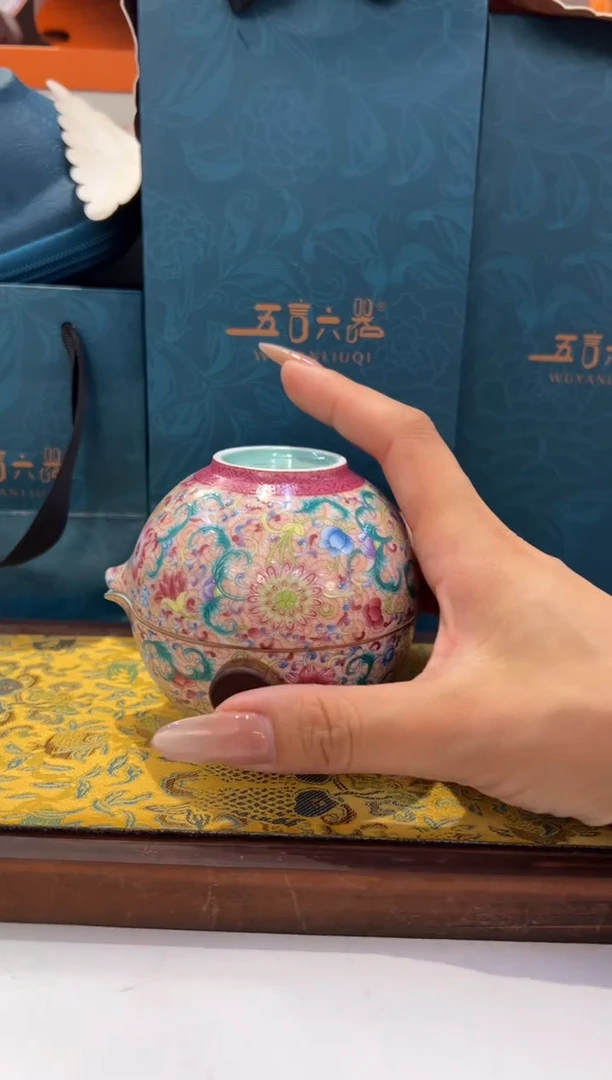瓷片小乔闪购链接
