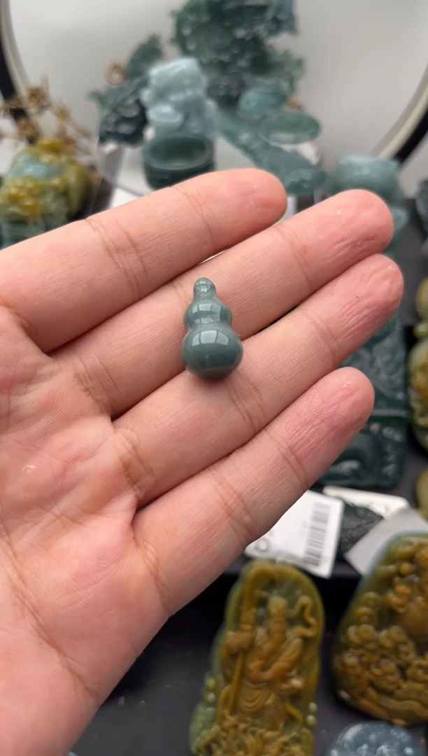 颈饰未镶嵌翡翠葫芦