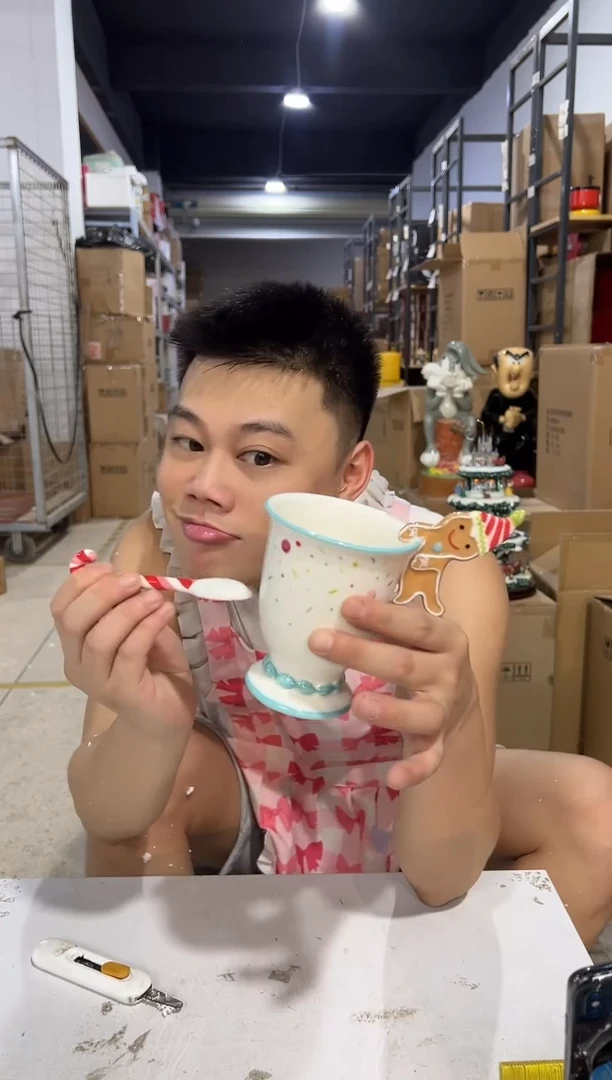 瓷片姜饼人一杯一勺