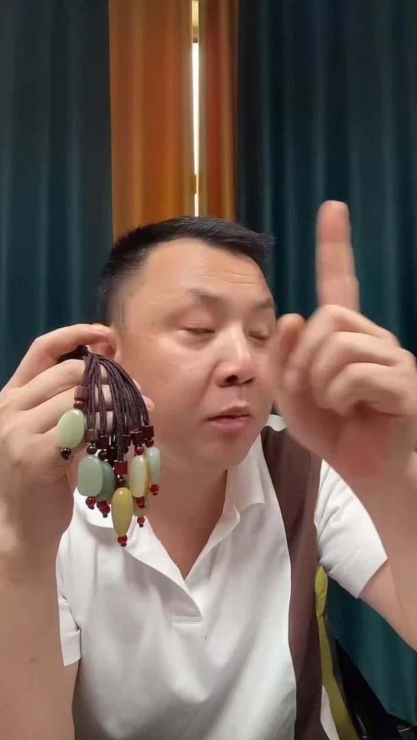 和田玉未镶嵌颈饰c201