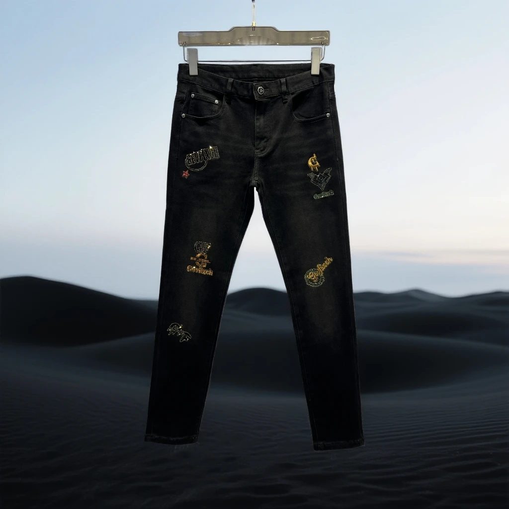 巴赛娜缇秋冬潮流个性修身小脚牛仔裤男时尚字母刺绣烫钻流行裤子