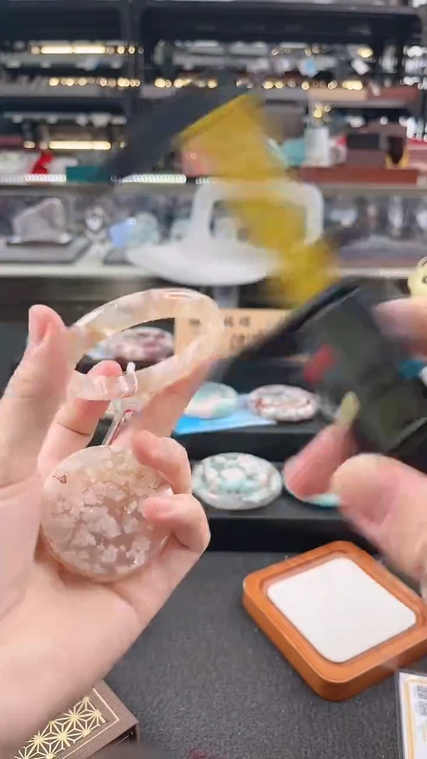 未镶嵌手镯石英质玉瑾圈口（赠品镯心）