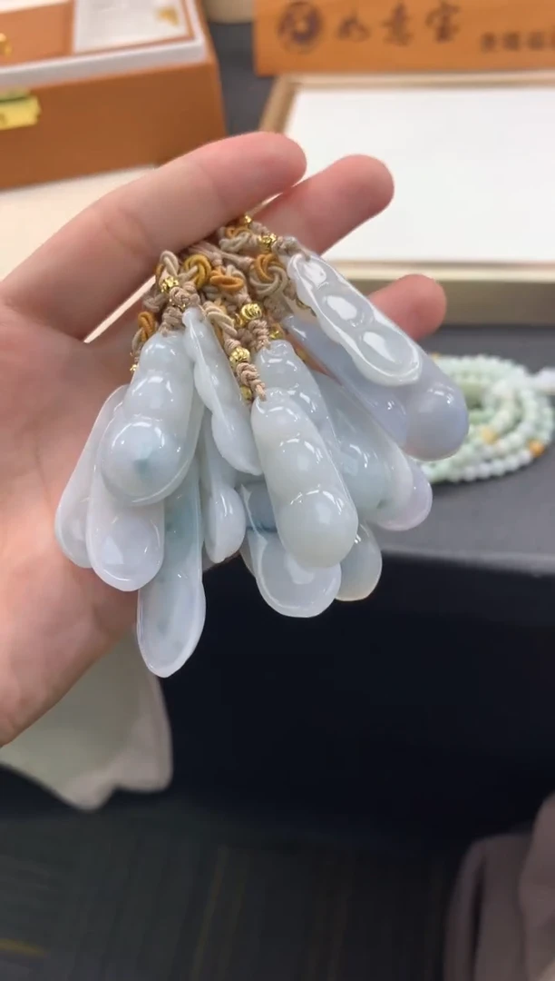 未镶嵌挂件翡翠FC354 翡翠豆子手机挂 多样性发其一