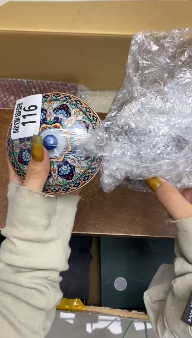 瓷片睿*隆莲瓷器欢迎大家