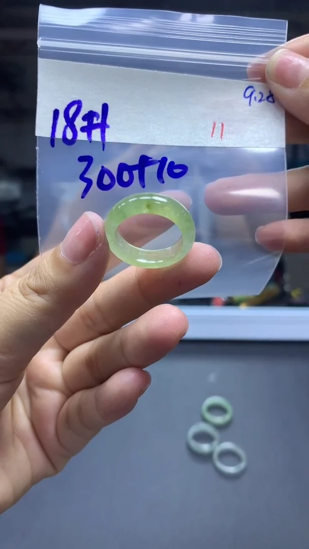 未镶嵌定制翡翠毛货需精细抛光拍一发一
