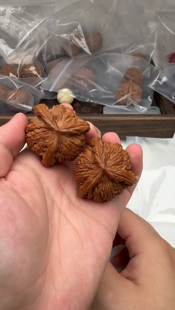 桃核把件文玩核桃