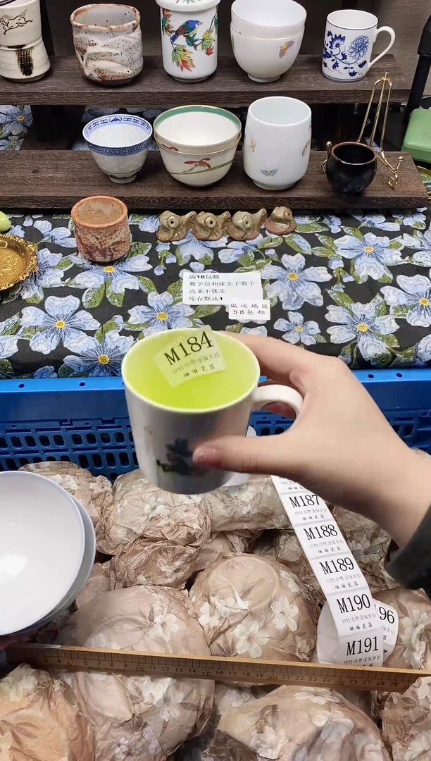 瓷片啵*～                M184