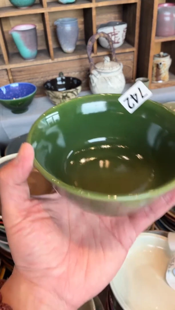 瓷片F****发742 微瑕翠绿釉马蹄碗1个