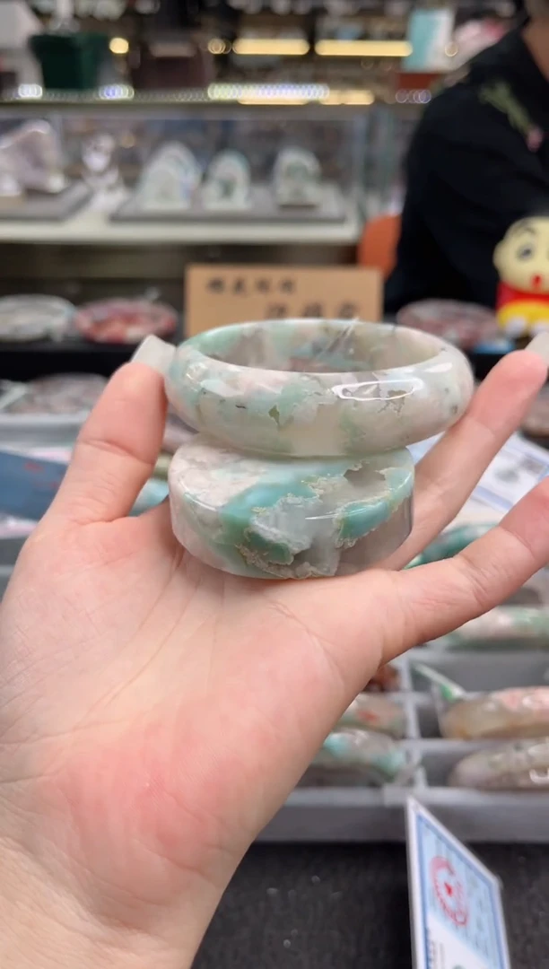 石英质玉手镯未镶嵌尘*丷圈口（赠品镯心）