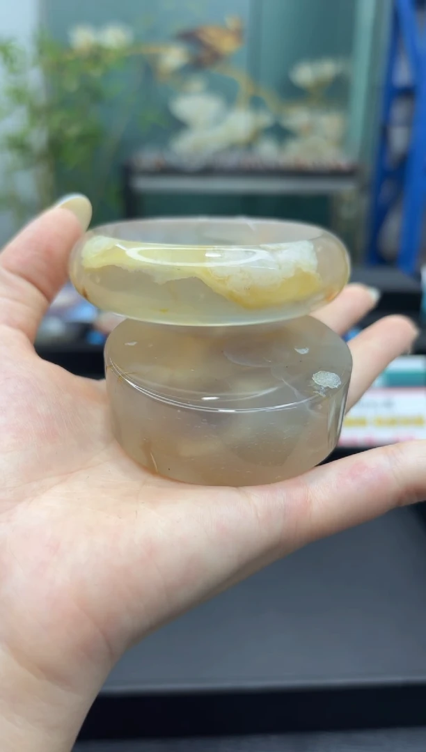 未镶嵌手镯石英质玉A690(60圈赠送镯心)