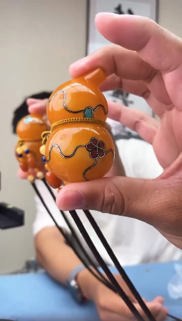 蜜蜡未镶嵌珠宝奇石T068假一罚十多样性发其一