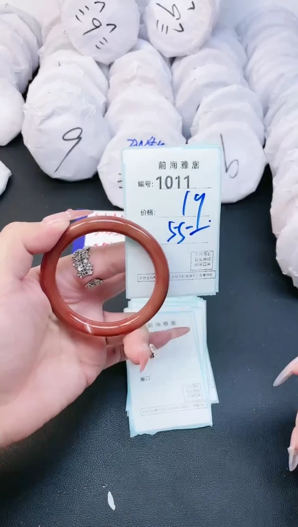 【闪购商品】玛瑙/玉髓手镯未镶嵌1011