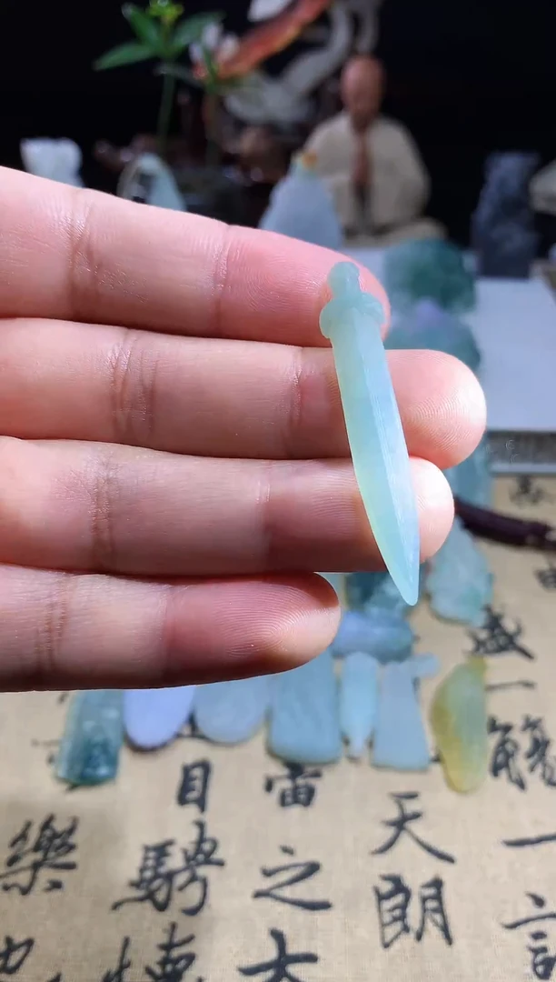 未镶嵌定制翡翠1