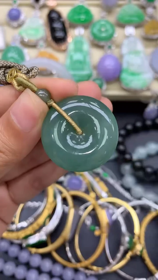 翡翠未镶嵌颈饰491-中国好珍宝