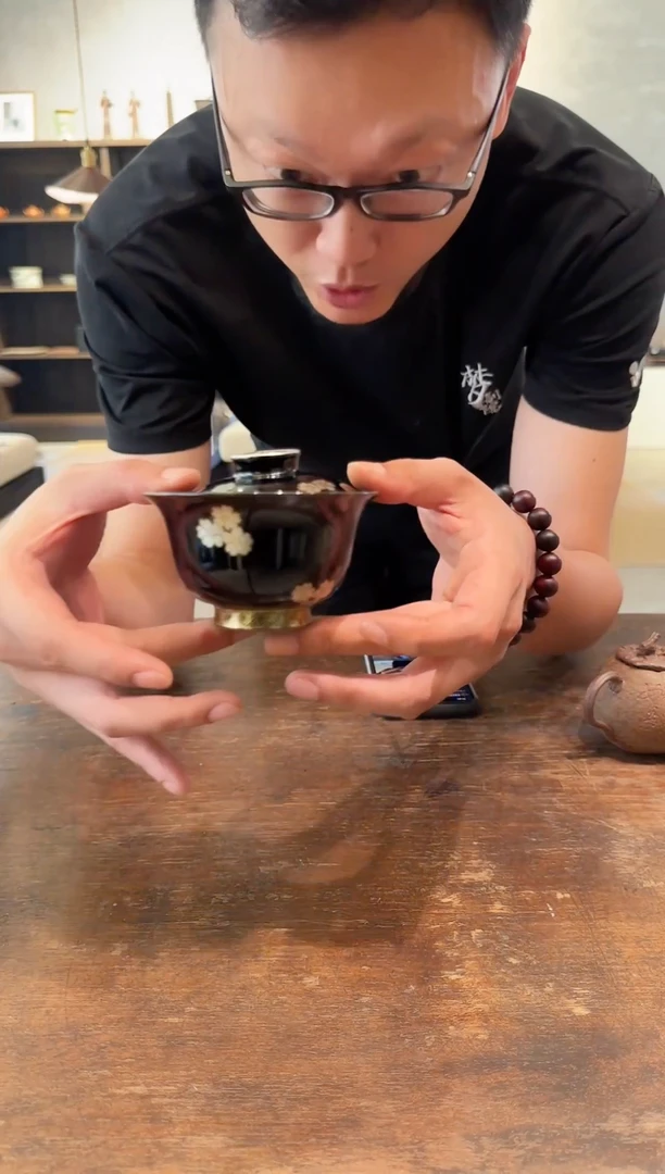 黑地盖碗1111111111111