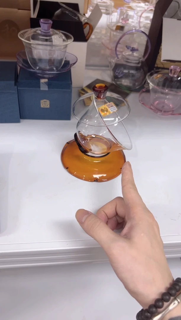 禾器荷叶盖碗琥珀色