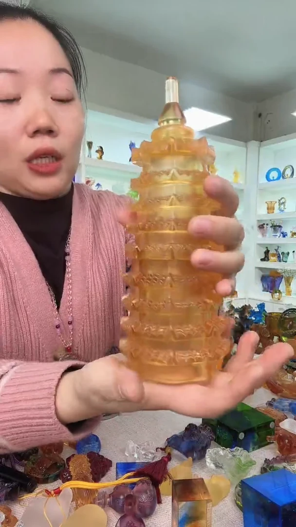 手工艺品琉璃黄色