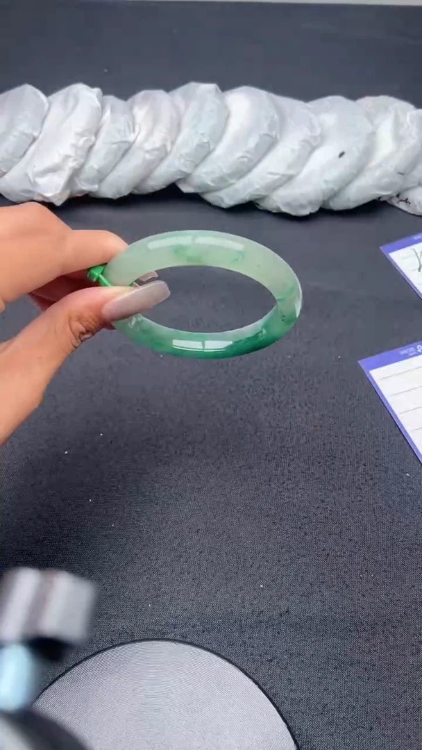 石英质玉（非洲翠）手镯未镶嵌非洲翠拍一发一79