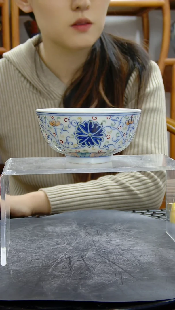 瓶斗彩缠枝莲纹碗（八件套）#527#