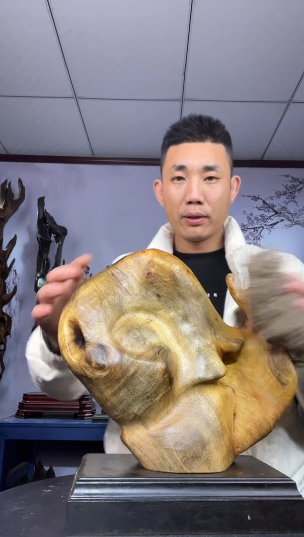 金丝楠木雕款迷**@金丝楠木工艺品摆件