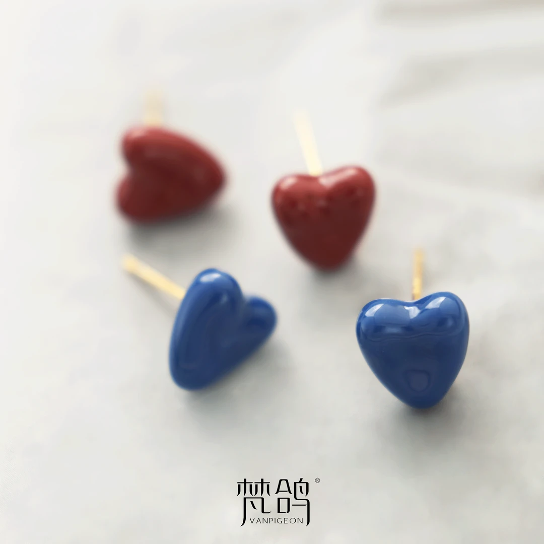 VANPIGEON/梵鸽 黄铜耳饰 滴釉屁桃甜心耳钉爱心高级通勤百搭耳钉