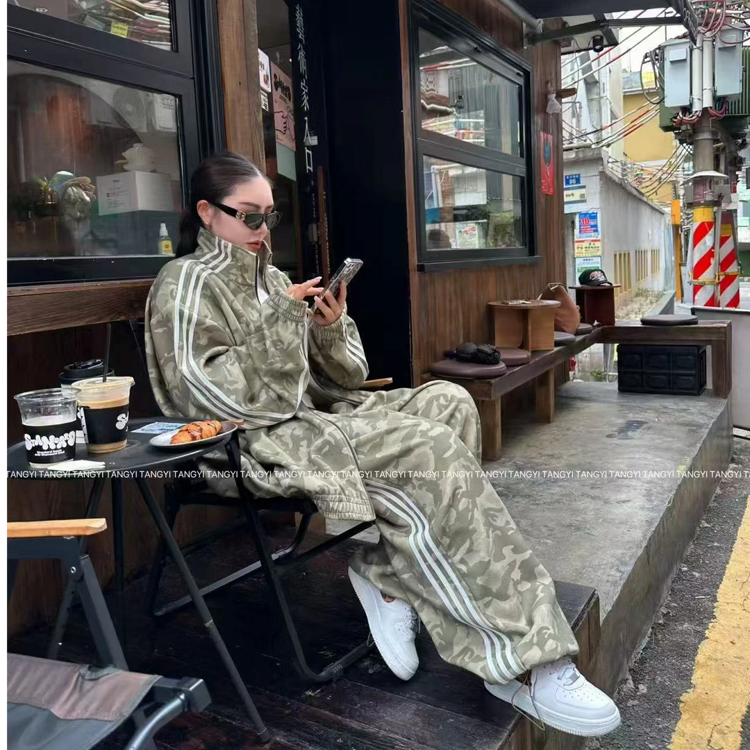 欧韩时尚休闲百搭迷彩卫衣套装