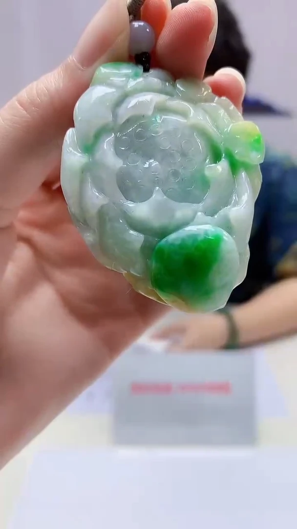 【闪购商品】定制翡翠未镶嵌4688zm-毛货挂件24