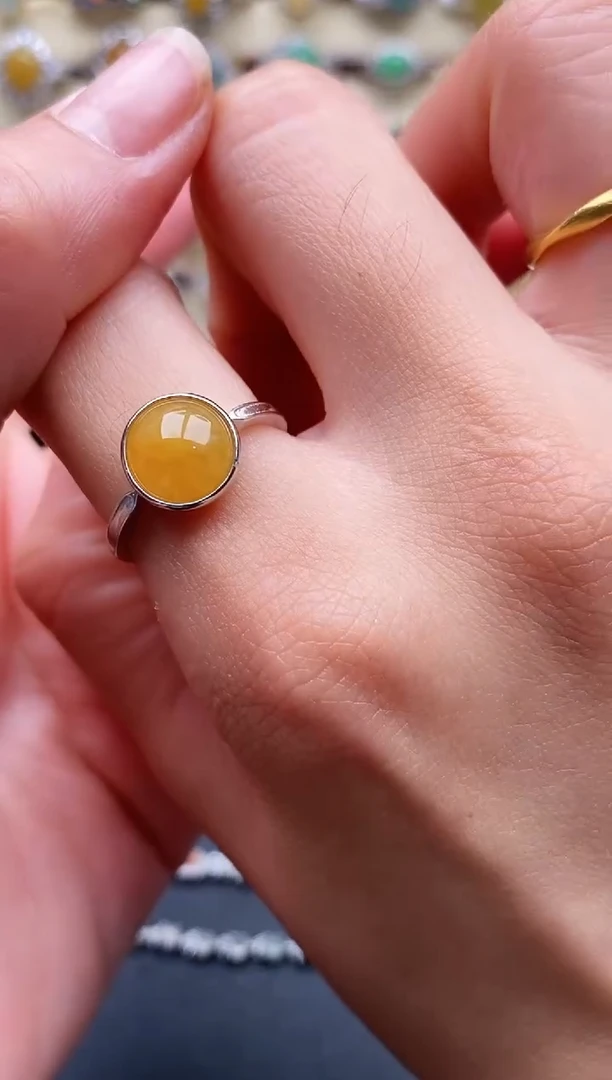 翡翠戒指银S925镶嵌666666+5