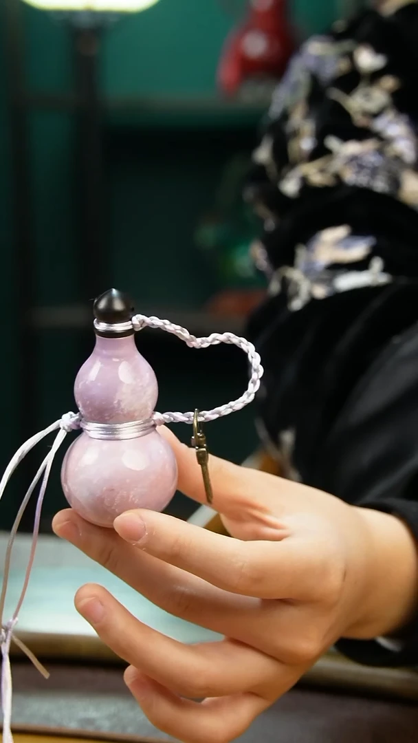 【闪购商品】E569热水酒葫芦小葫芦挂件一物一拍