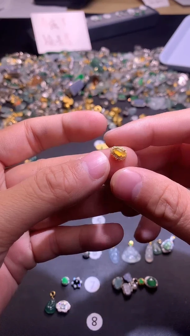 【闪购商品】翡翠吊坠(不含链)银S925镶嵌1