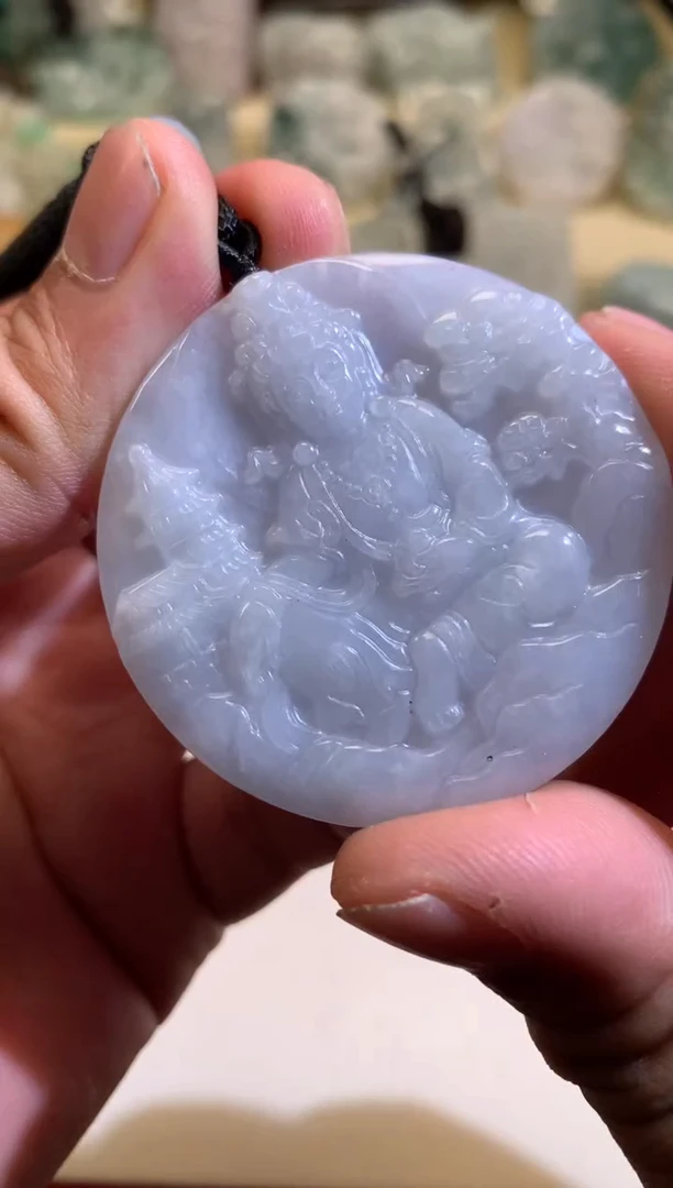 翡翠未镶嵌颈饰6/08/052