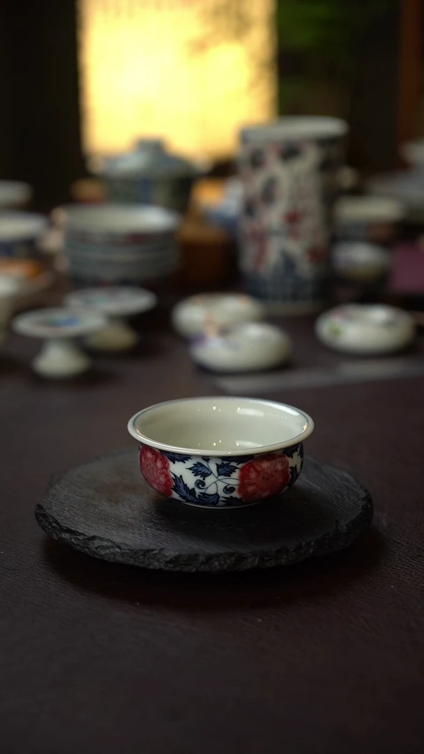 80号景德镇全手工手绘青花釉里红叶子主人杯