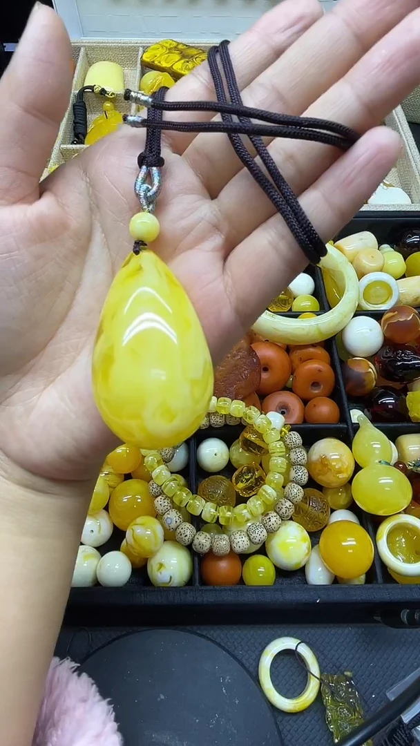 A06高端定制时尚收藏饰品