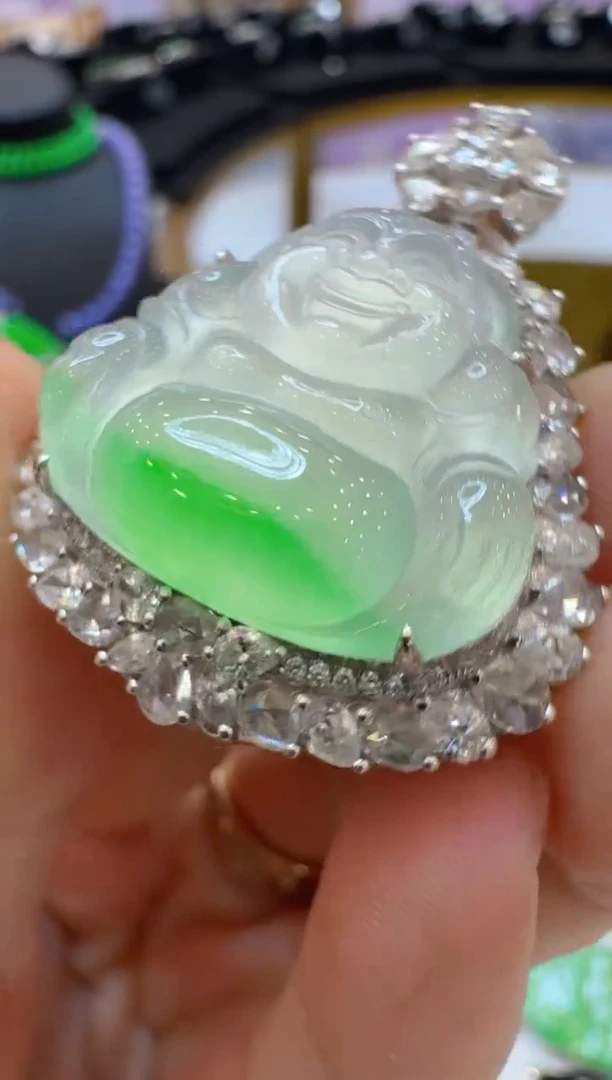 翡翠18K金镶嵌吊坠(不含链)木**心