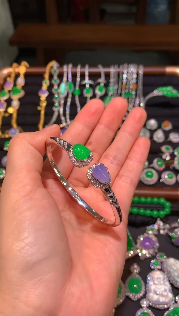 18K金镶嵌手链翡翠紫加绿双葫芦手镯