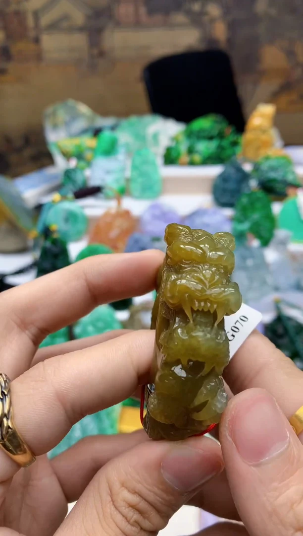 颈饰未镶嵌翡翠为***单天然A货翡翠