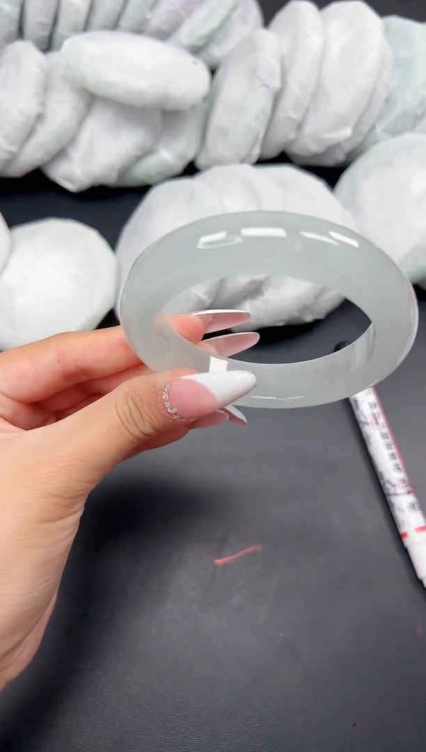 精品手镯，一物一拍Z-019