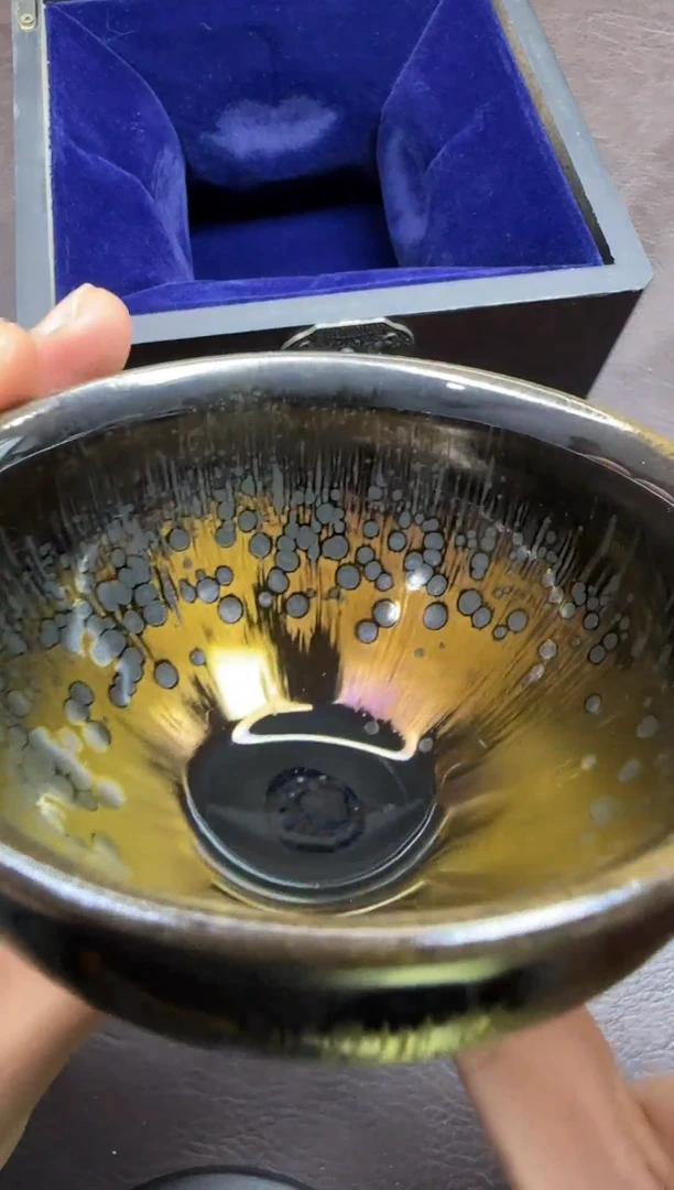 茶盏176号邱晨翔