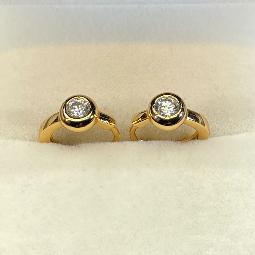 高奢钻饰  K枚泡泡耳扣0.5CT