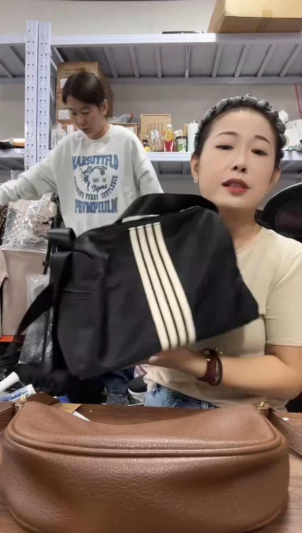 PVC给主播点点小红心