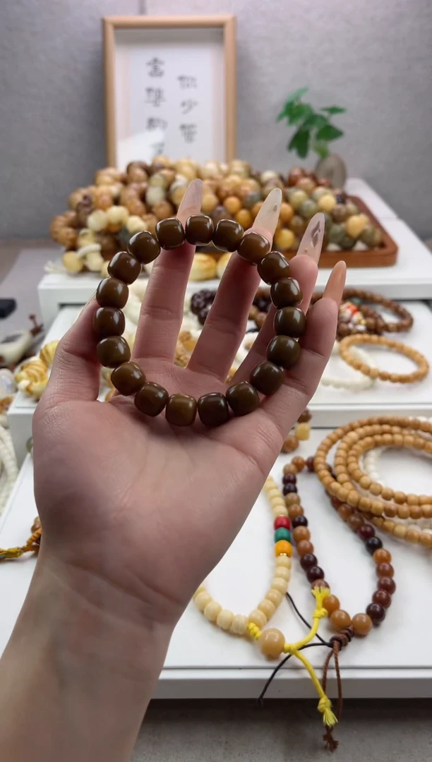 【闪购商品】菩提根/象牙果手串e82干磨油膏桶珠11*12