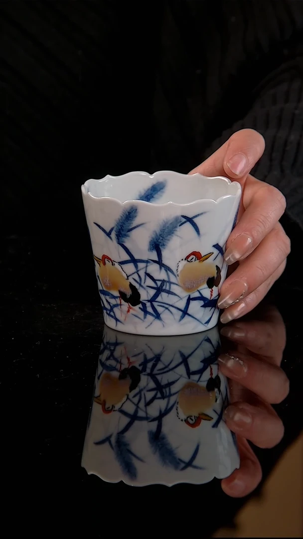 李华手绘青花鹭鸶花口冰桶杯