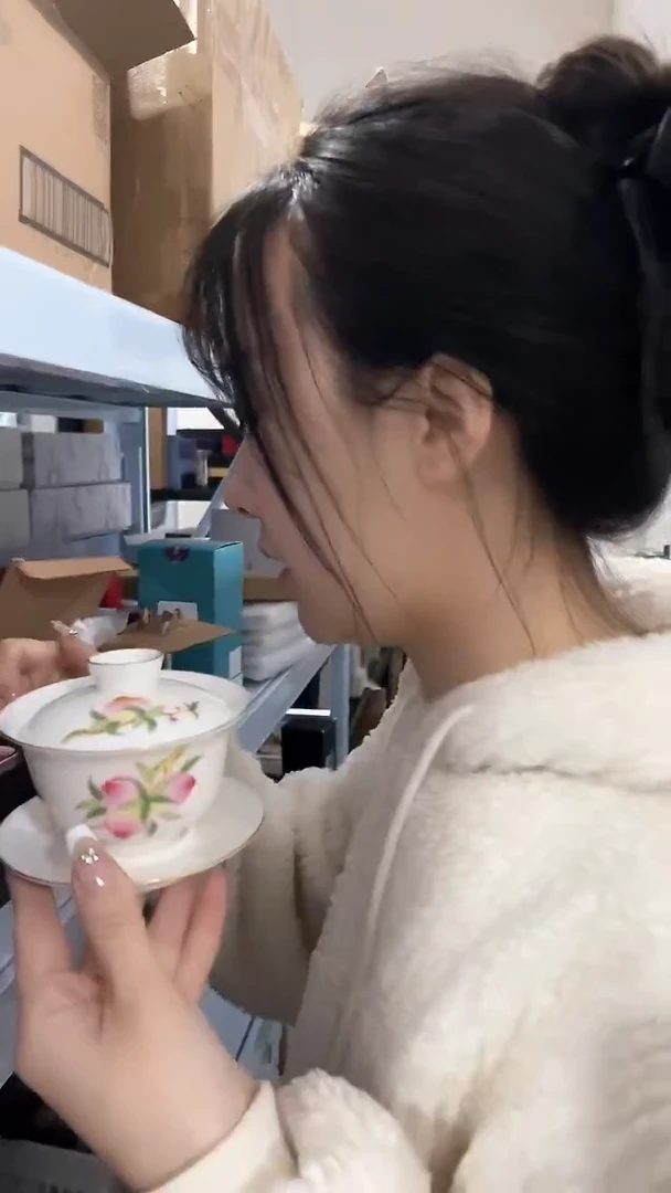 【闪购商品】瓷片豆包儿推荐饰品摆件