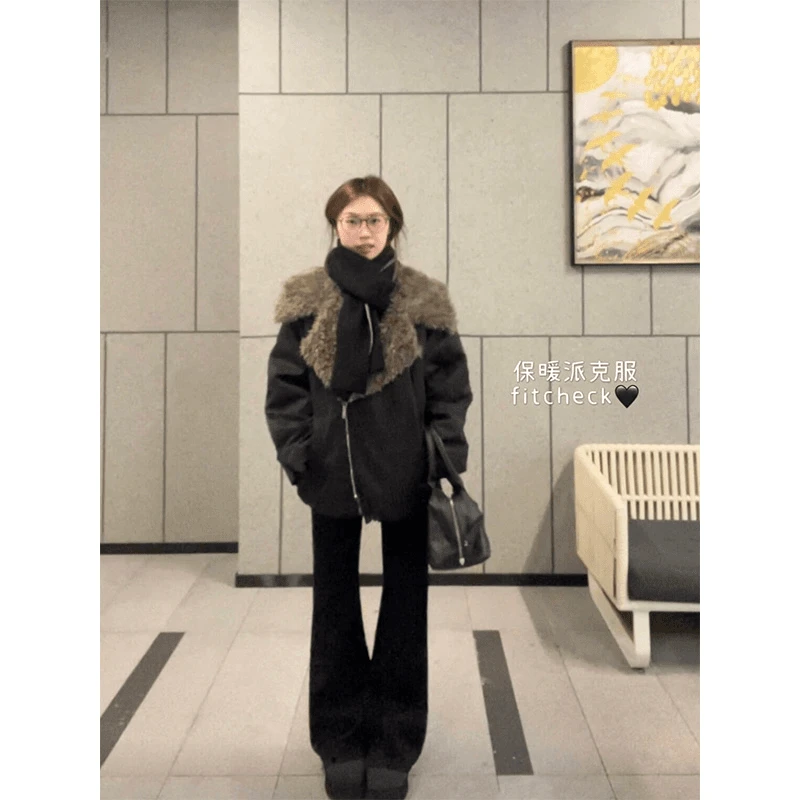 黑色翻领派克服冬季2025新款休闲保暖加厚外套上衣修身显瘦微喇裤