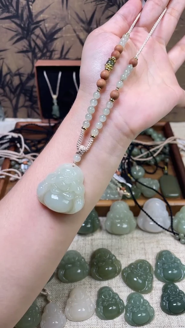 和田玉未镶嵌颈饰35