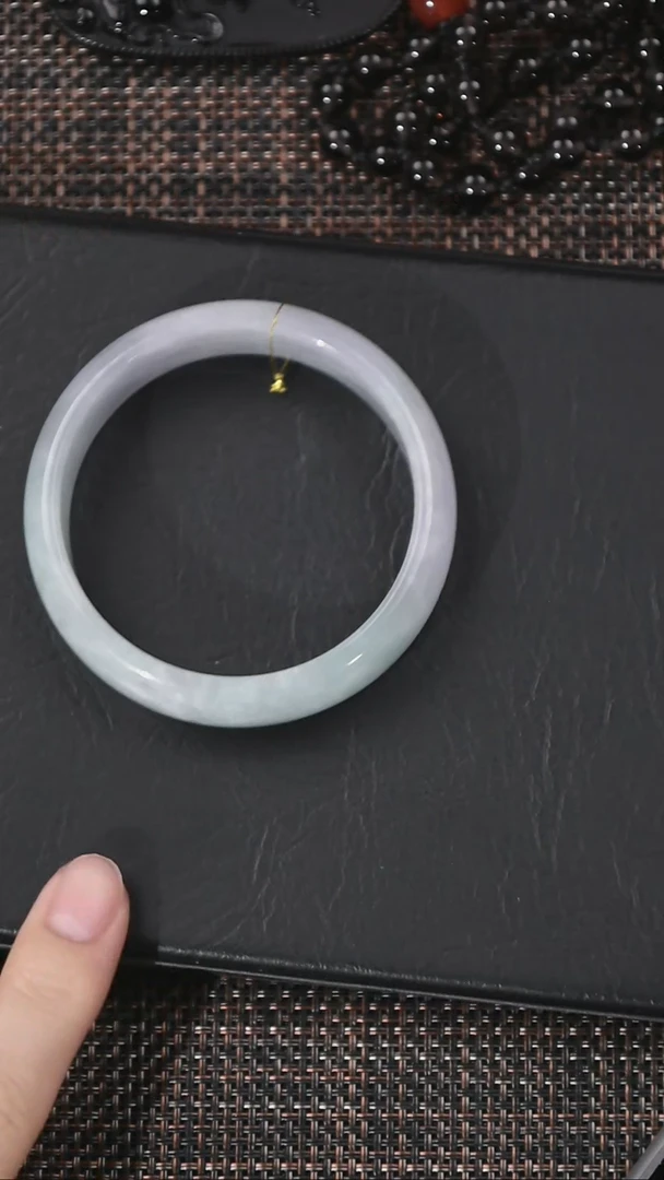 未镶嵌项圈玛瑙/玉髓翡翠手镯