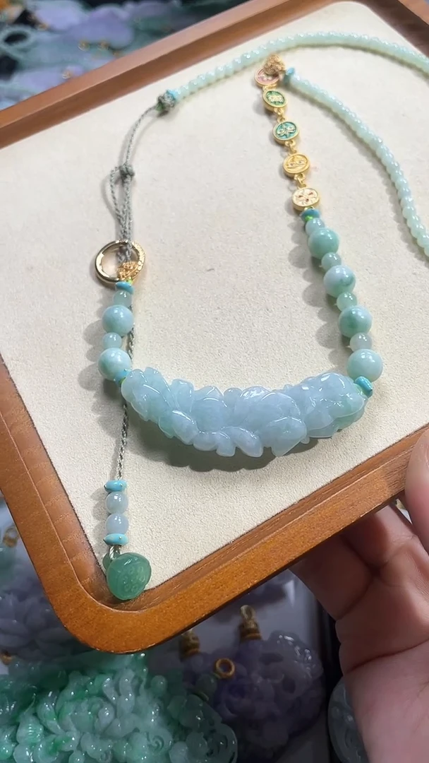 【闪购商品】翡翠颈饰未镶嵌吊坠